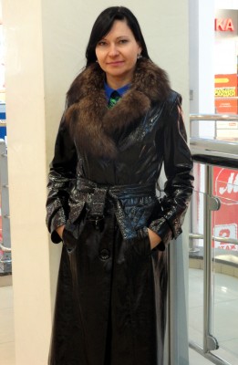 Плащ кожа
